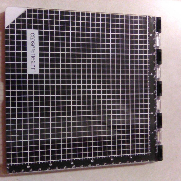 Crafting Stamp Presses - Picture 1 of 3